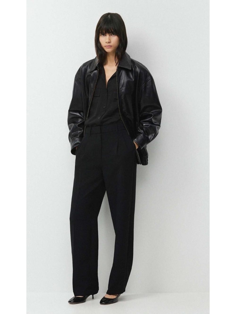 ARITZIA Black The Effortless Pant Crepette Wide Leg High Waist Women's 14